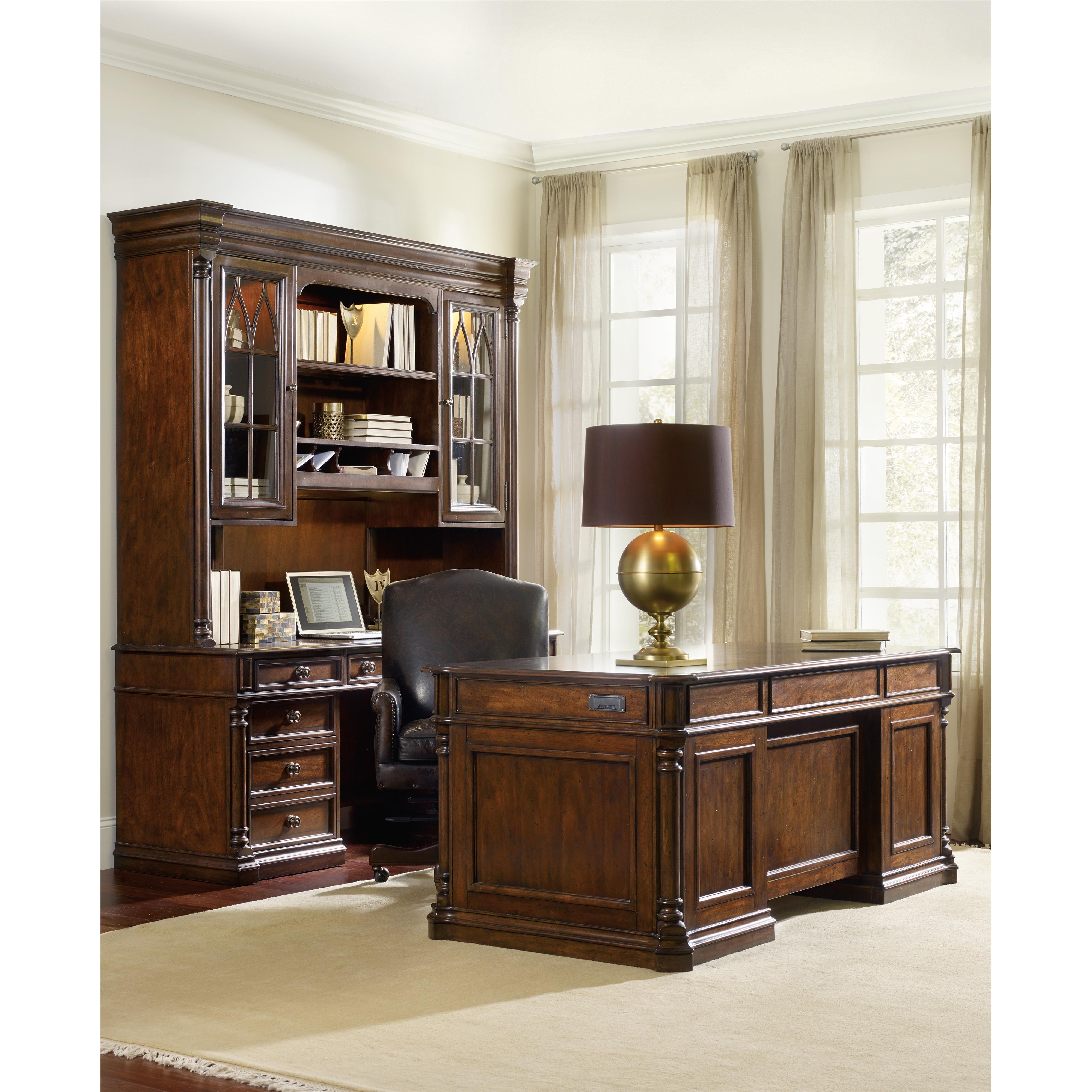 Hooker Furniture Leesburg 538110464 Computer Credenza with Pullout